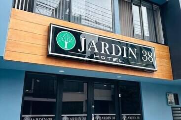 Hotel Jardín 38