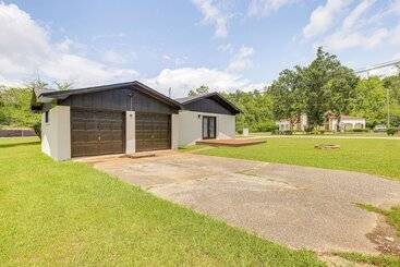 Vakantiehuisje Inviting Jacksonville Home < Half Mi To University