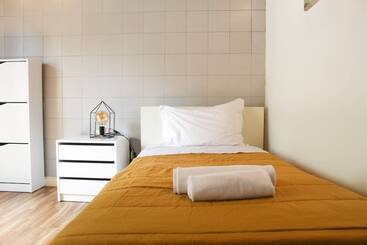 Пансион House 37north