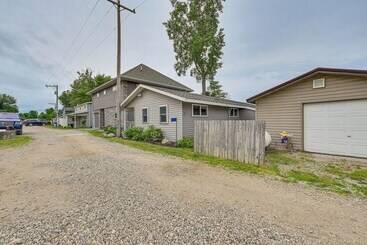 Angler S Cottage On Lake Cornelia: Pets Welcome!