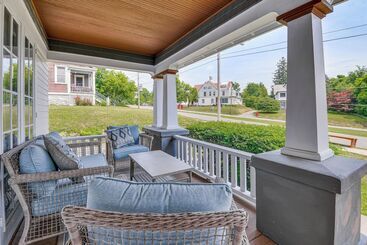 Quinta ou Casa Rural Charming Ticonderoga Home   Walk To Downtown!