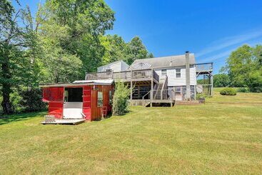 Family Fancy Gap Cottage W/ Deck   Pets Welcome!