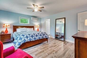 بيت ريفى Near Hiking Trails & Ski Resorts: Killington Home!