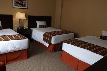 בית מלון כפרי Apu Mountain Lodge Cusco