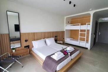 Pensión Aura Luxury Suites Olympiada Cozy Getaways