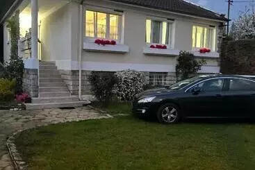 Pensione Olympique House