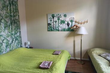 Li Ja Hostelli Marja