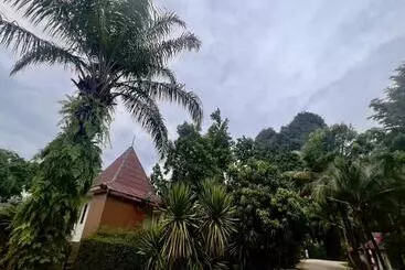 Hotel Oyo 75517 Mananchaya Resort