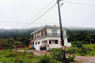 Pension Mudduraj Homestay