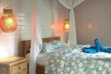 膳宿费 Rumanero Bunglows