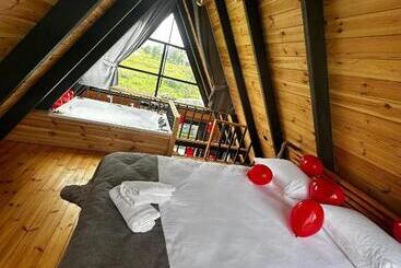 مبيت وإفطار Peleri Suit Bungalow