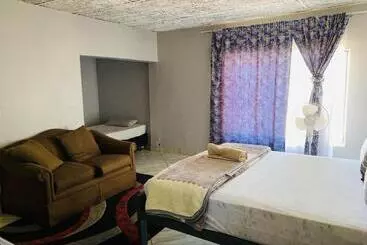 Majatalo Olikaya Guest House Groblersdal