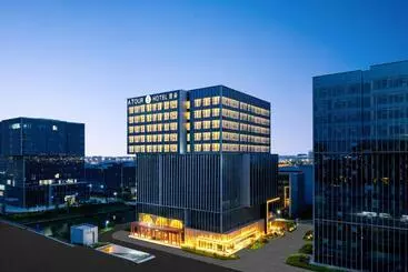 Atour Hotel Shanghai Lingang Wanda Plaza