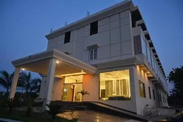 Hotel Suwalka Resort Kota