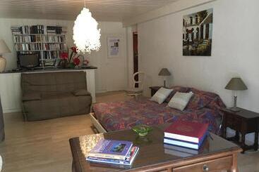 بنسيون Chambre Hote Independante   St Alex