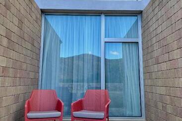 هتل Balneario De La Albotea