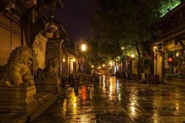 בית מלון כפרי Jinjiang Inn Chendu Taikoo Li Dongfeng Bridge