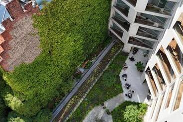 هتل آپارتمان Wilmina Suites