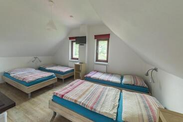 פנסיון Ubytování Na Hrázi