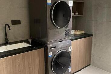 Hanting Hotel Ylan County Government Tongjiang Road