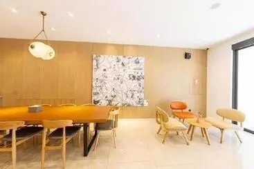 Hanting Premium Hotel Jilin Tianjin Street