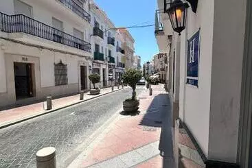 هاستل Hostal Montys