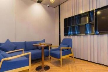 Echarm Hotel Changsha Wuyi Square Railway Metro Station