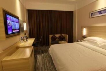Otel City Comfort Inn Qingyuan Lianzhou Walking Street