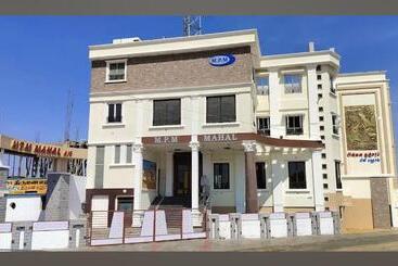 Hotel Riya Residency