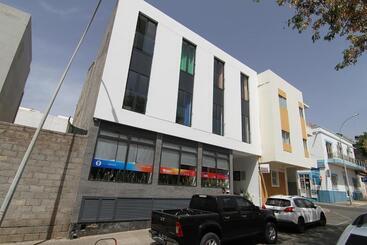 هاستل Deluxe Apart