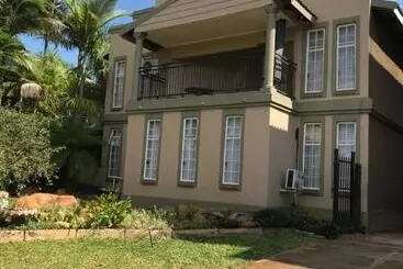 Retkeilymaja Komati Kruger Villas