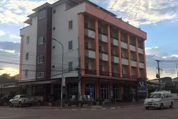 هتل Aura Residence