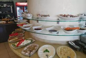 ホテル Saleem Afandi