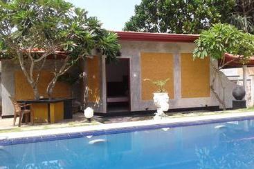 Bed and Breakfast Janus Paradise Rest