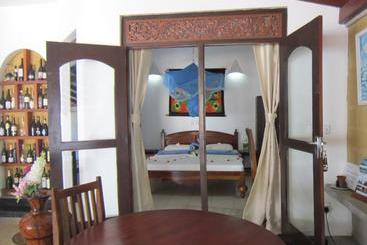 تختخواب و صبحانه Janus Paradise Rest