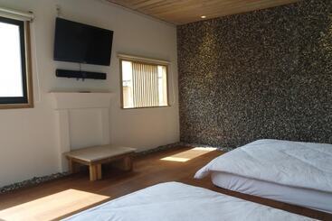 Otel Fangu Starry Night