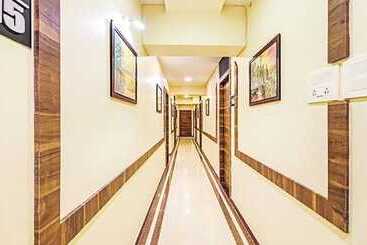 בית מלון כפרי Fabexpress Jogeshwari West