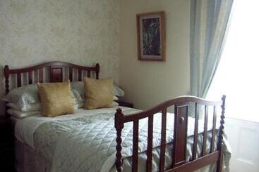 Bed and Breakfast Bank House B And B