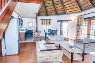 بيت ريفى Hoyohoyo Koeltehuis