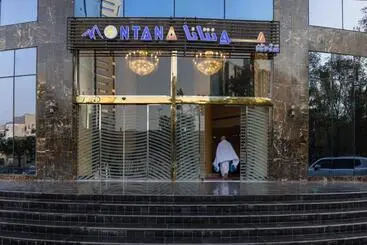 ホテル Montana Al Azizia