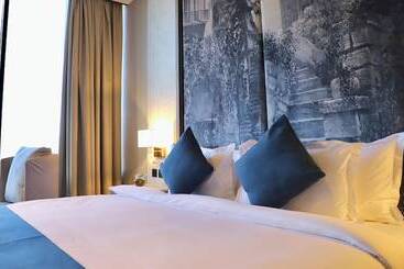 Five Seasons Hotel & Spa