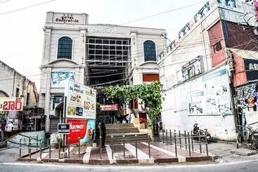 هتل Capital O 12906 Amrutha Grand