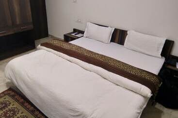 Hotel Shagun Residency