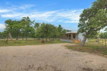 Cates Cottage In The Hill Country 8 Mins To Fred!