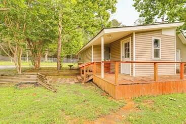 Hus på landet Greers Ferry Home W/ Fire Pit Near Shiloh Marina!