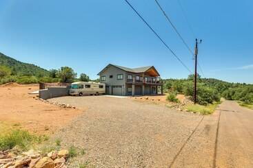 Mökkimajoitus Peaceful Payson Retreat: Fish, Hike & Explore!