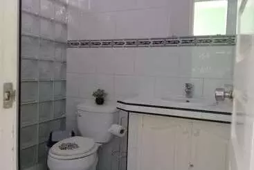 ペンション Hostal Yamluis