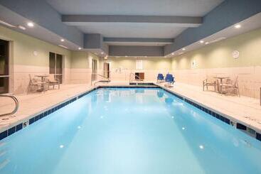 Hotel Holiday Inn Express & Suites   Sterling, An Ihg