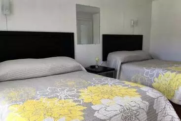 Motel Kingfisher Lodging