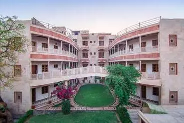 Hotel Bhakti Dhama